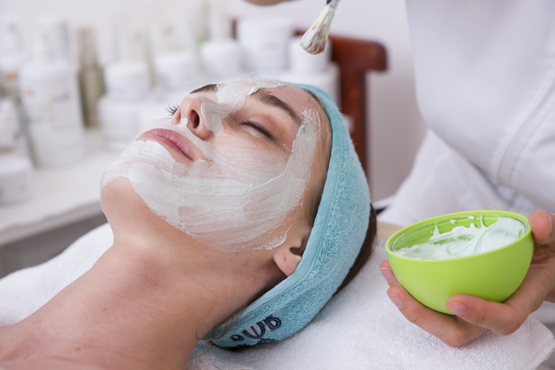 Green-tea mask mid-application